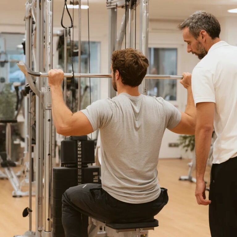 kinesport versailles, nos spécialités, kiné du sport, traitement éviter récidive douleur