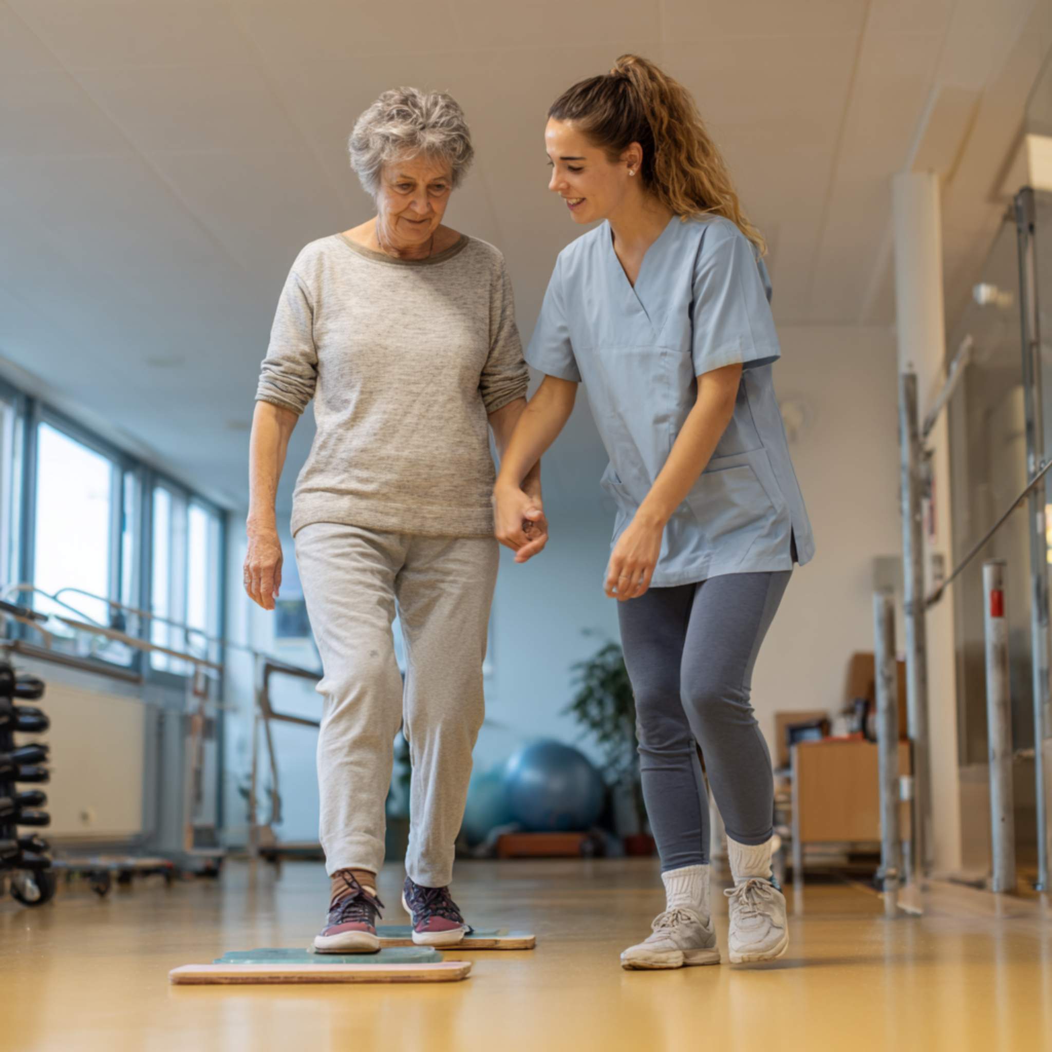 kiné sport versailles, nos spécialités, rééducation en neurologie kiné, kinésithérapie maladie parkinson, geste du quotidien, autonomie maladie parkinson, kiné versailles