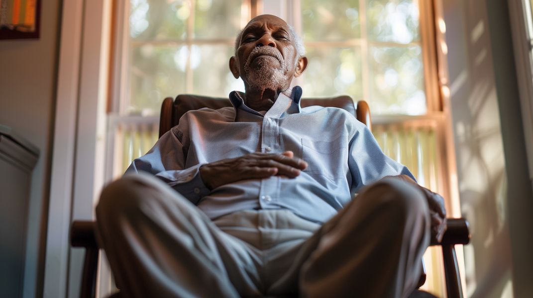 kiné sport versailles, nos spécialités, prévention, ergonomie, hygiène de vie en kinésithérapie, Pourquoi rester trop longtemps assis peut provoquer des douleurs